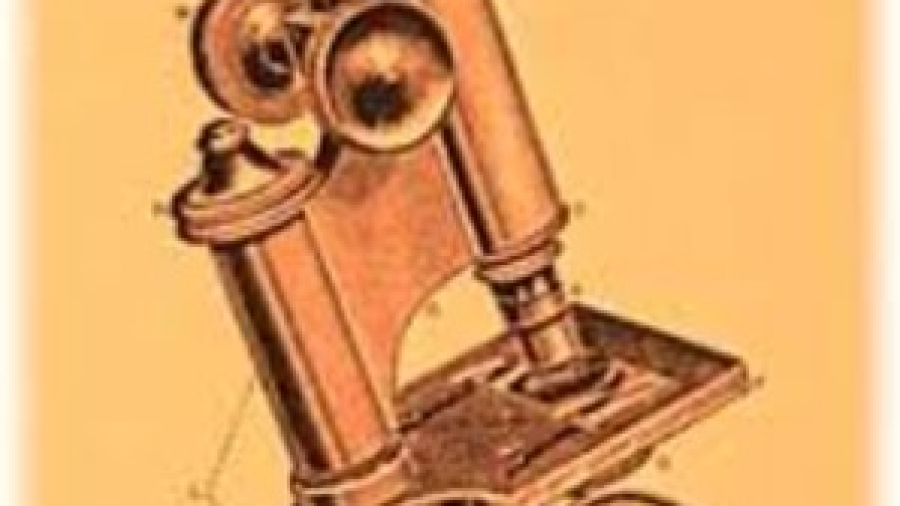 first microscope inventor