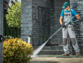 Pressure Washing Services in Orlando