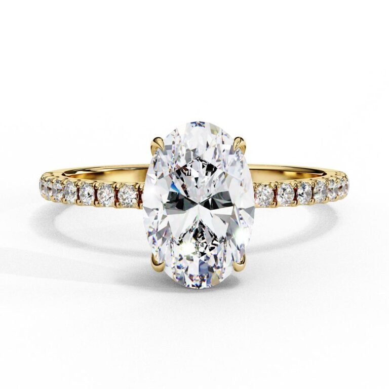 Read more about the article Hidden Halo Oval Engagement Ring: A Perfect Blend of Elegance and Surprise